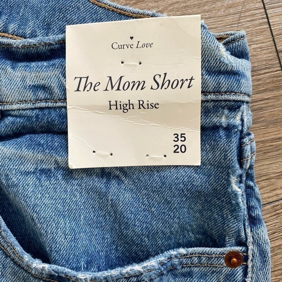 NWT Abercrombie & Fitch The Mom Shorts High Rise Distressed Women’s 35 - Picture 3 of 14